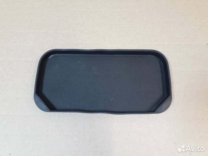 Коврик подстаканника Mercedes W221 S500 M273