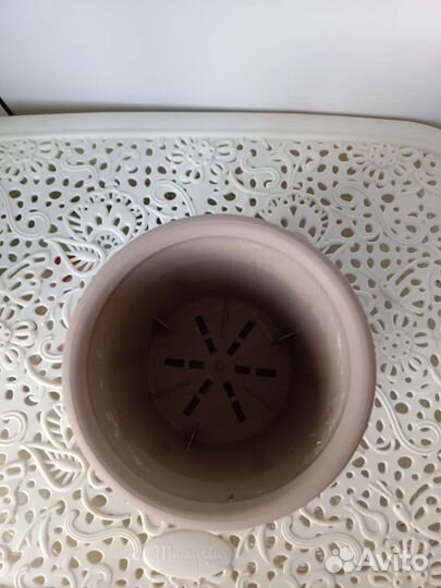 Кашпо для цветов