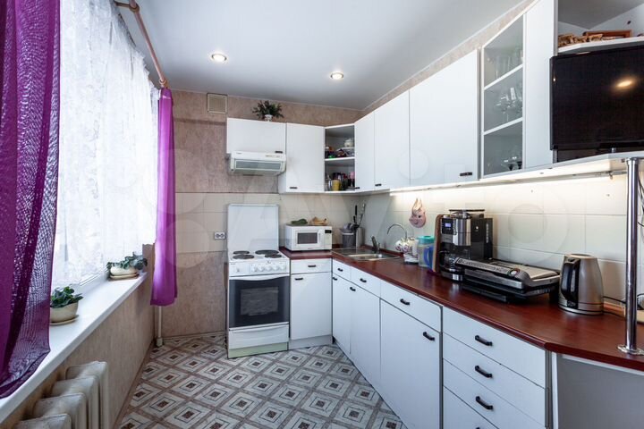 4-к. квартира, 76,6 м², 8/9 эт.