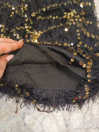 Праздничное платье с пайетками для девочки 104