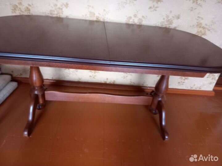 Стол обеденный овальный раздвижной 2,20х0,9 новый