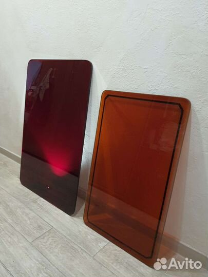 Столешница рубиновая triplex