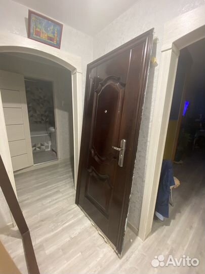 Металлическая дверь бу