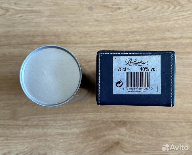 Коробка из под виски Ballantines; водки