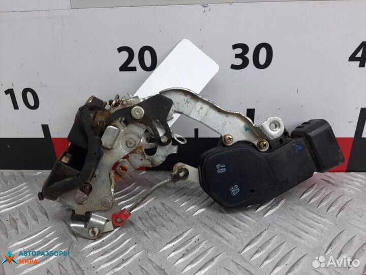 Замок двери задней правой Suzuki Ignis (FH) 2002