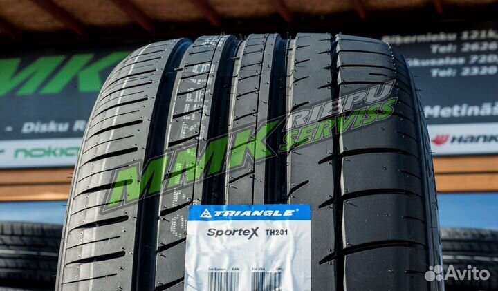 Triangle Sports TH201 245/45 R18