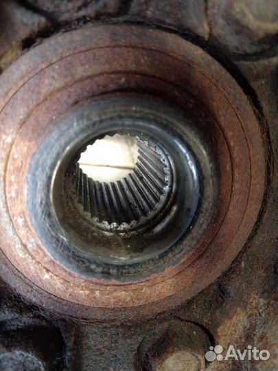 Кулак поворотный передний Nissan Pathfinder R51