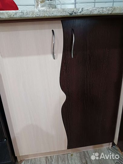 Кухонный гарнитур угловой