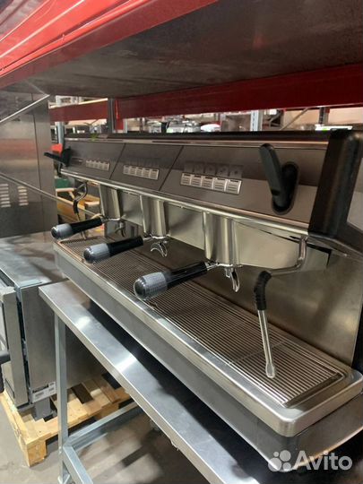 Кофемашина профессиональная