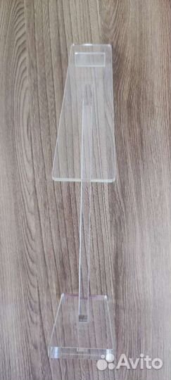 Подставка из оргстекла