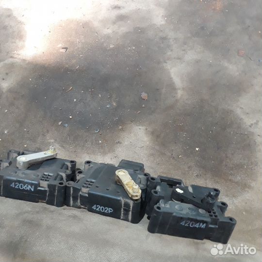 Сервопривод заслонки печки Мазда 6 GG