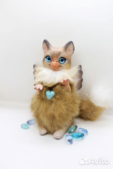 Игрушка коллекционная грифон