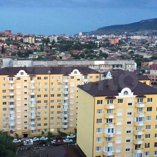 2-к. квартира, 55 м², 8/10 эт.