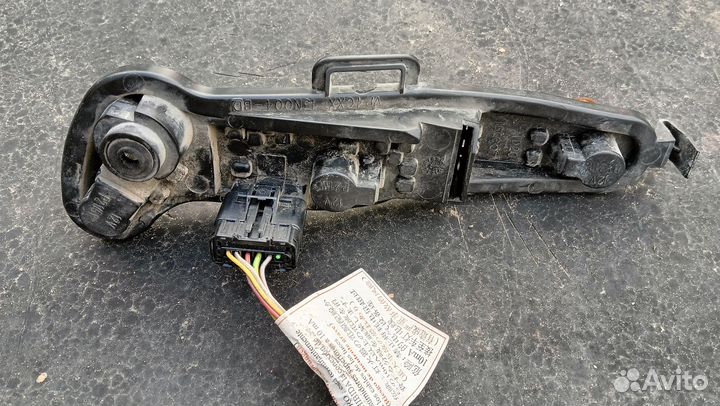 Плато заднего левого фонаря Ситроен С4 купе