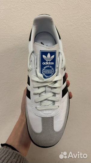 Кроссовки adidas