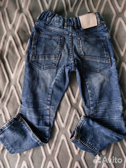 Джинсы жля мальчика 3-4 года. H&M