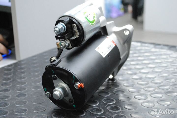 Стартер VW Transporter Т4 1.9 TDi новый AS