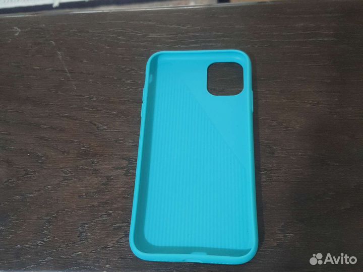 Силиконовый чехол на iPhone 11