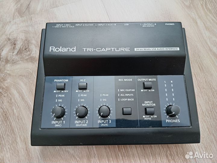 Внешняя звуковая карта Roland Tri Capture