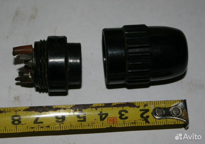 Разъем четырехконтактный