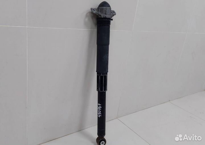 Амортизатор задний Skoda Karoq 2017