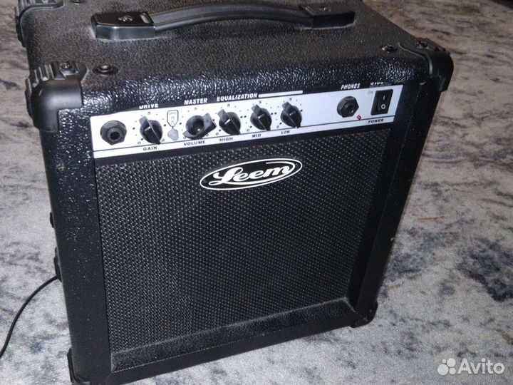 Комбоусилитель для электрогитары