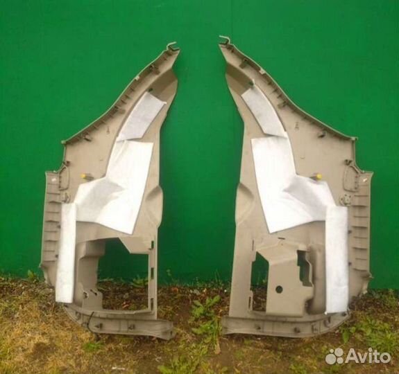 Обшивка багажника низ бежевая Кайрон Kyron