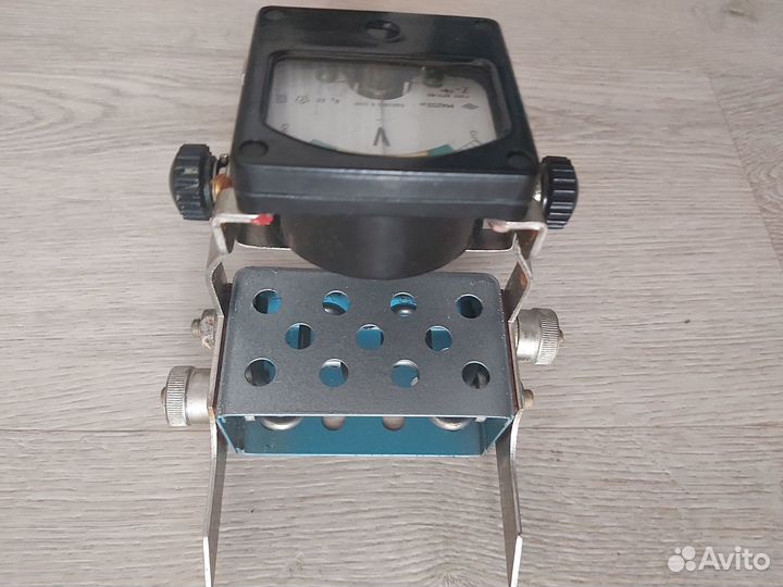 Нагрузочная вилка для проверки акб