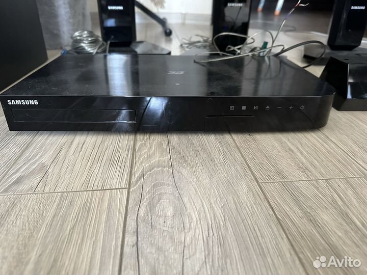 Домашний кинотеатр Samsung HT-5550K 5:1