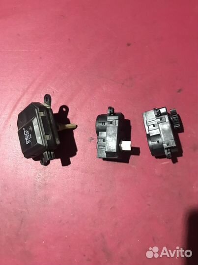 Моторчики отопителя Opel Astra H