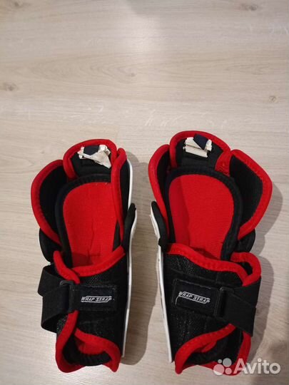 Хоккейные наколенники детские