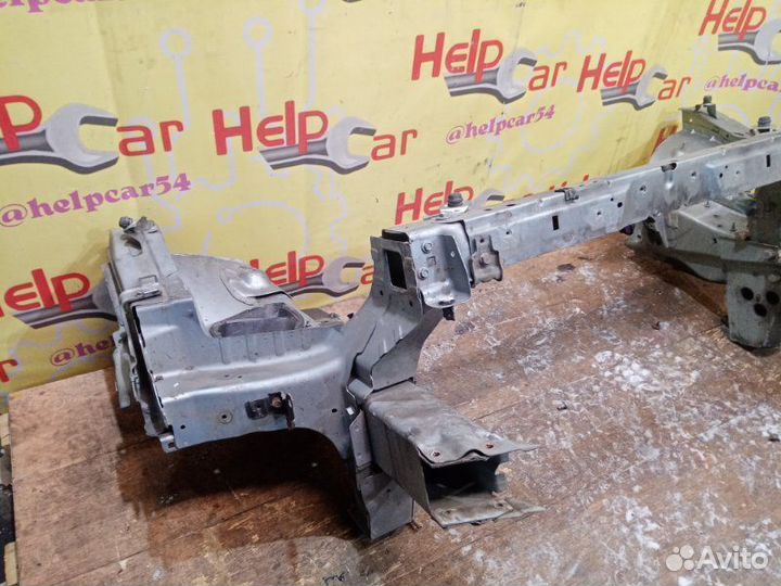 Рамка радиатора Opel Insignia G09 A18XER 2010