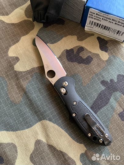 Нож benchmade griptilian mini 555