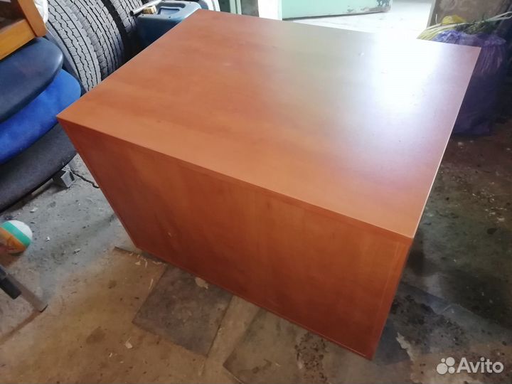 Стол - тумба