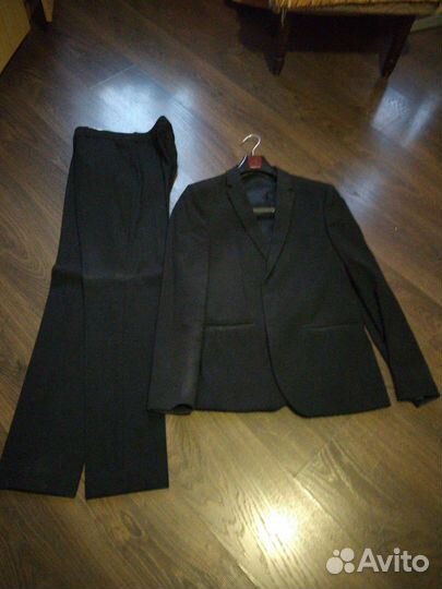 Школьный костюм,рост176,slim