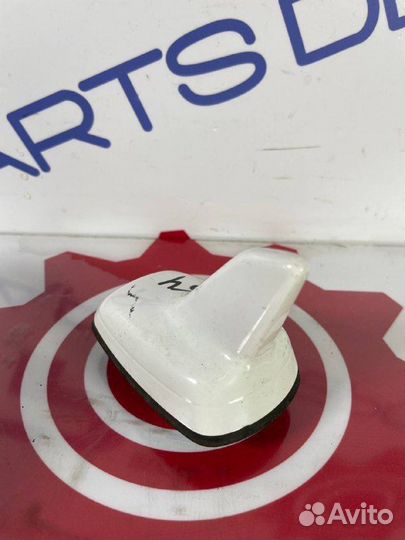 Антенна Audi A4 B8 2.0 2013