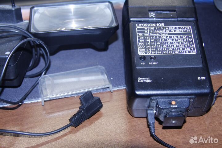 Фотовспышка Unomat B32