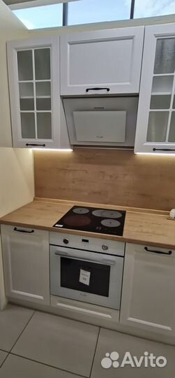Кухонный гарнитур 2,6м