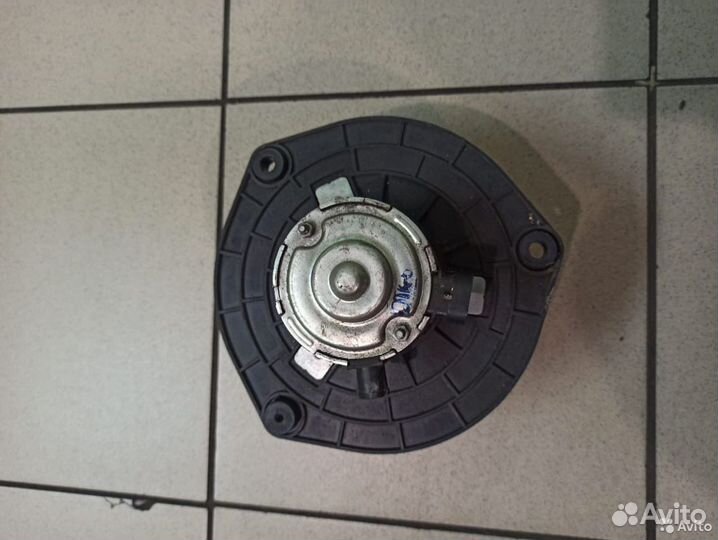 Моторчик печки Chevrolet Нива
