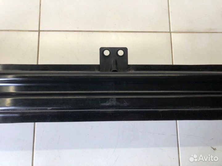 Усилитель бампера передний Volkswagen Tiguan 1 5N