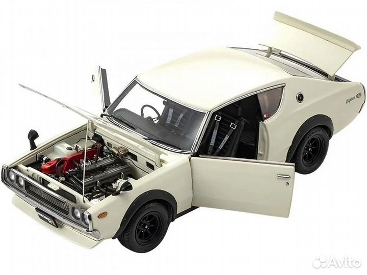 Nissan Skyline GT-R 2000 (kpgc110) 1972 1/18 white