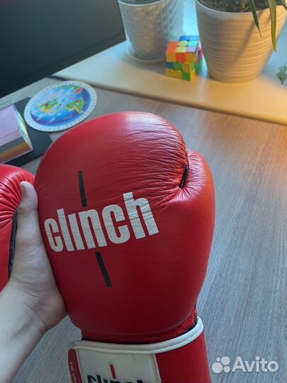 Перчатки clinch 10 oz