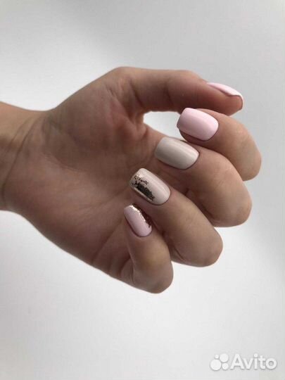 Наращивания ногтей