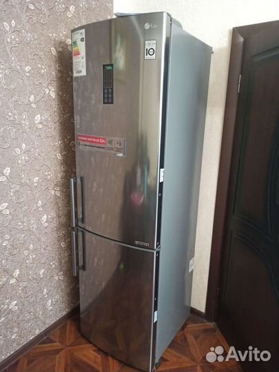 Холодильник LG в отличном состоянии