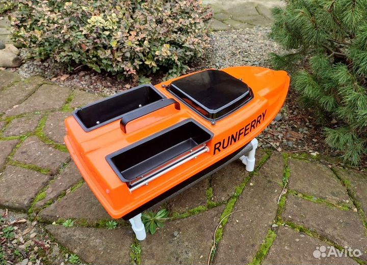 Прикормочный карповый кораблик Ранферри Speed V4