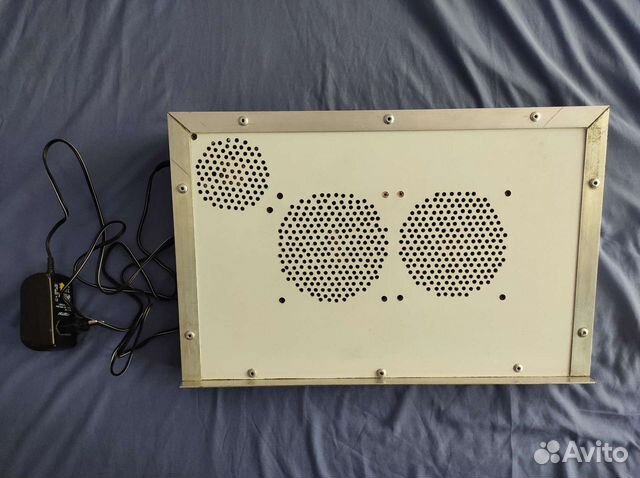 Охлаждающая подставка для ноутбука