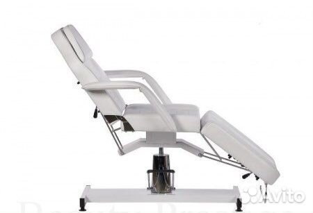 Косметологическое кресло кушетка