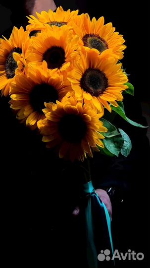 Букет Подсолнухов цветы доставка