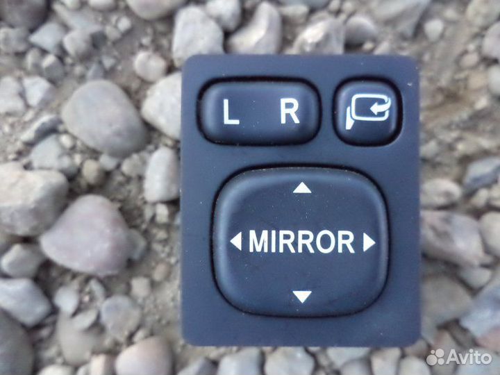 Блок управления зеркалами Toyota Corolla Axio