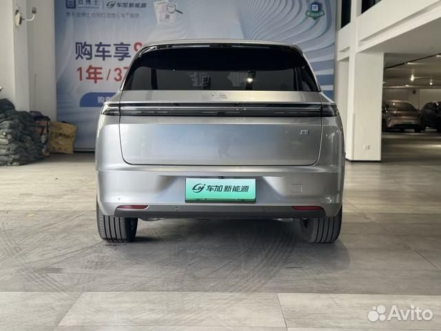 LiXiang L7 1.5 AT, 2023, 10 000 км